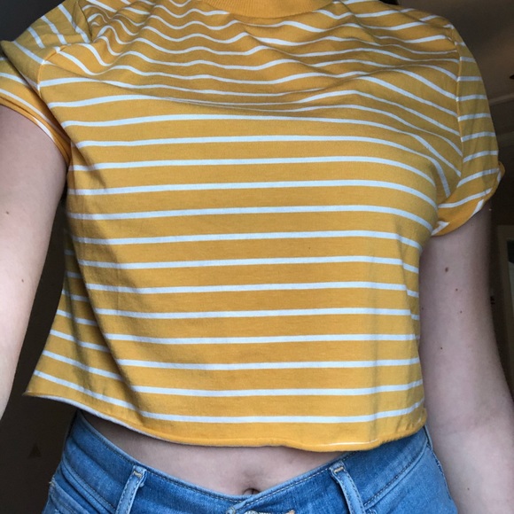 yellow striped crop top - Picture 1 of 2